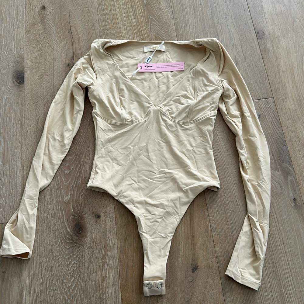 Women’s nude bodysuit, XS, new with tags